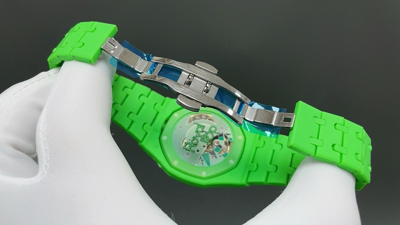 Swatch × Ap Royal Pop Green Eight 5