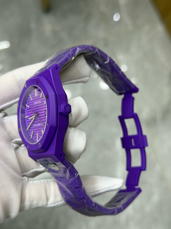 AP×Swatch Auto Battery Electric Violet 4