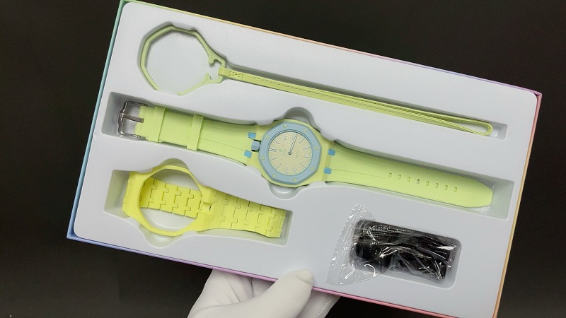 Swatch × Ap Royal Pop Huit Pâle