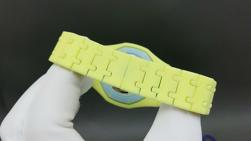 Swatch × Ap Royal Pop Huit Pâle 5