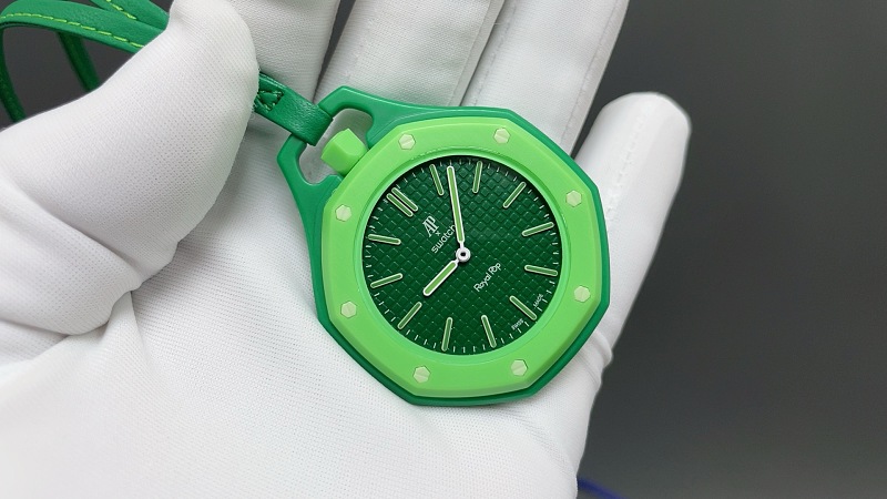 Swatch × Ap Royal Pop Green Eight 2