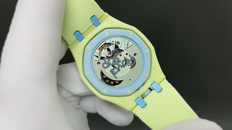 Swatch × Ap Royal Pop Huit Pâle 8