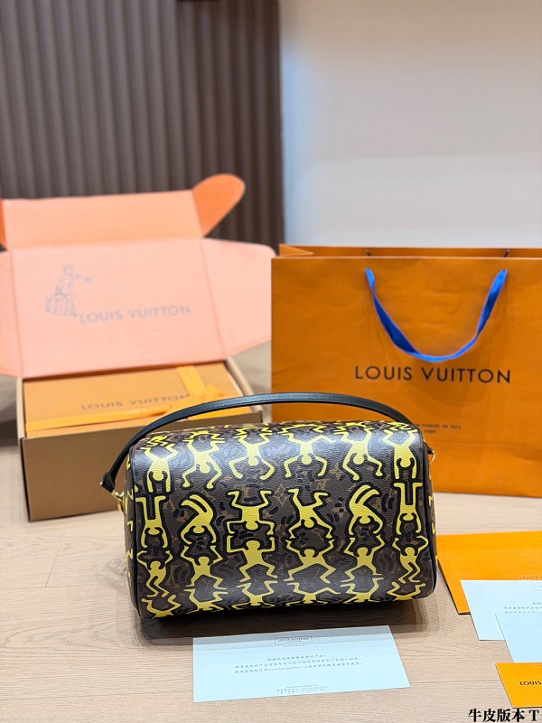 Xinxin LV X Keith Haring 3