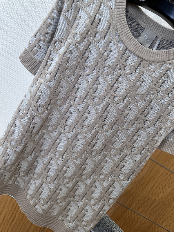 Jacquard Short Sleeve Knit 7