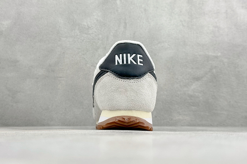 Zhenhui- Nike Cortez 4