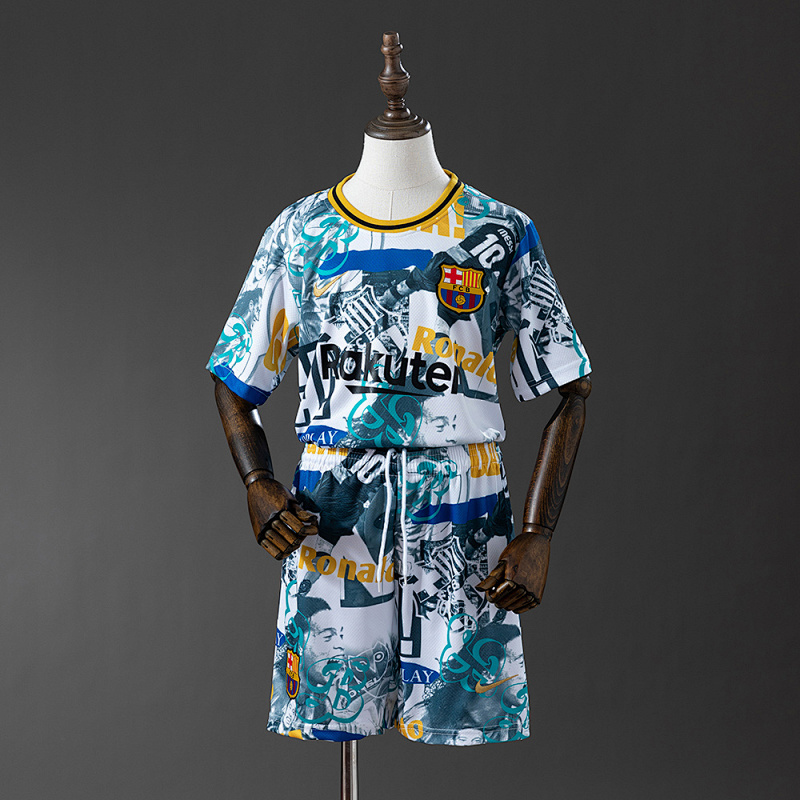 wanban-Barcelona 25/26 Legendary Player Special Edition Full Kids Kit Jersey Size16-18 · 2