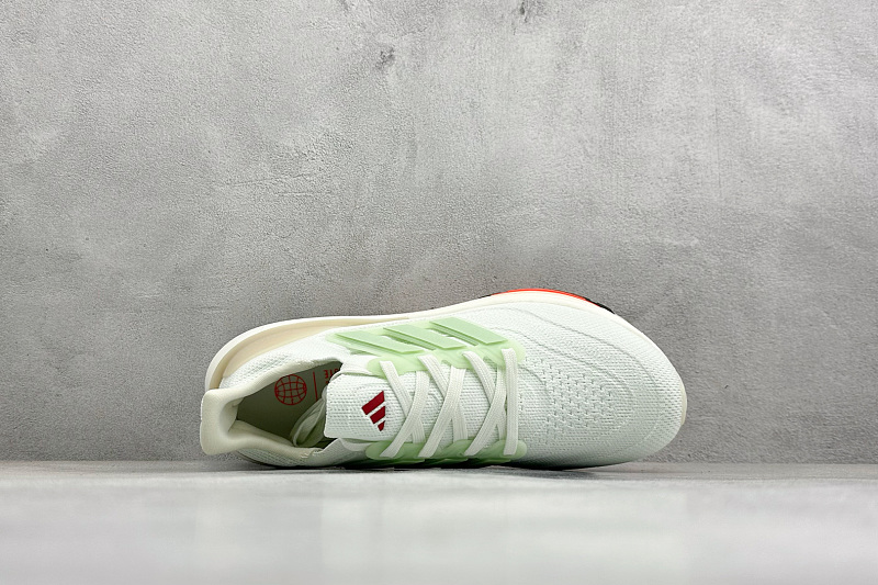 zhenhui-Adidas Ultraboost Light W 7
