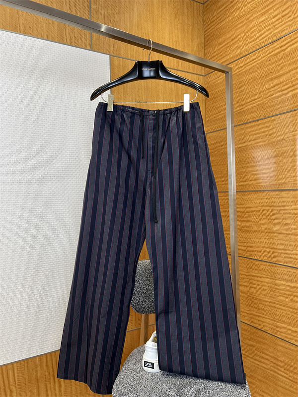 Oversized Straight Casual Pants · 4