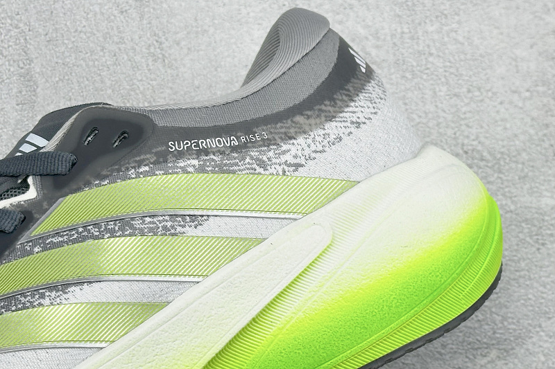 zhenhui-Adidas Supernova Rise 3