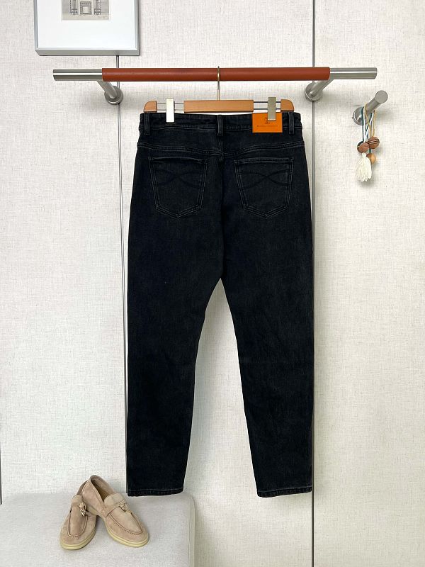 Slim-Fit Denim Pants · 4