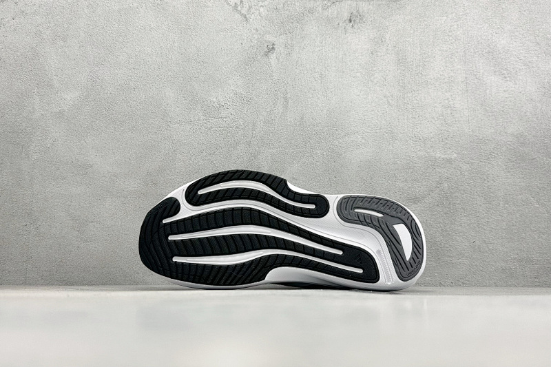 zhenhui-Adidas Supernova 6