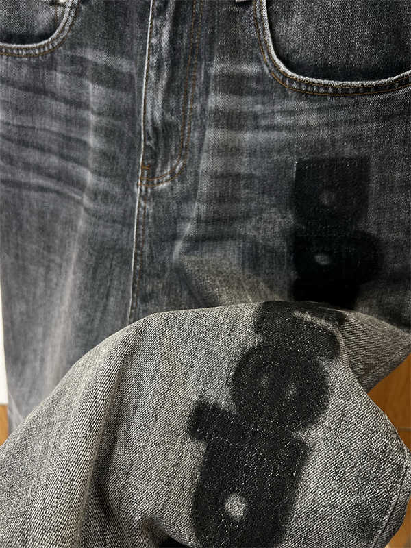 Distressed Flocked Wide-Leg Jeans · 6