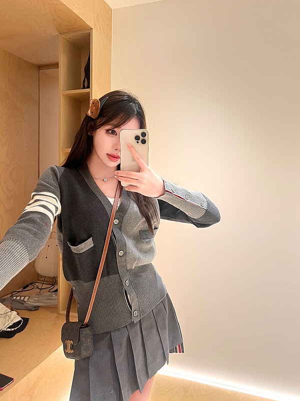 66060365 TB拼色开衫，1-3 · 5