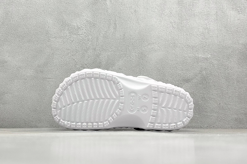 Zhenhui- Crocs · 6