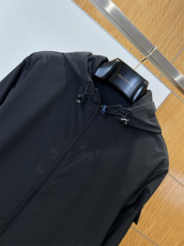 Casual Hooded Windbreaker Jacket · 4