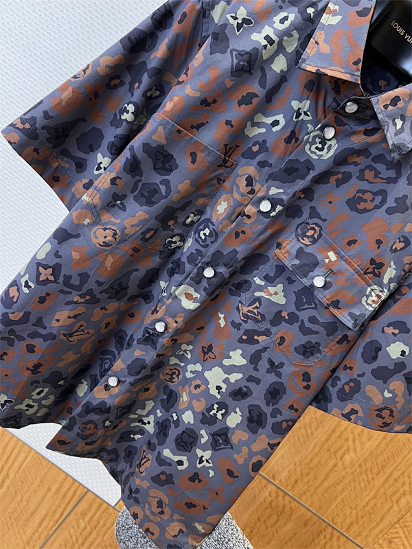 Floral Short Sleeve Shirt · 6