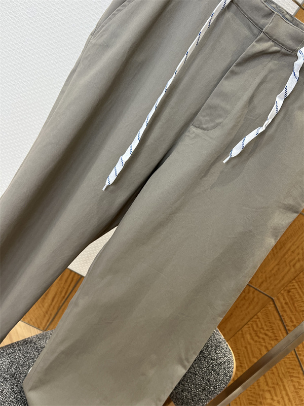 Commute Wide-Leg Casual Trousers · 2