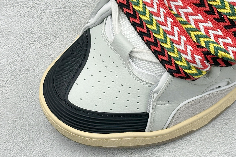 Zhenhui- Lanvin Curb · 6