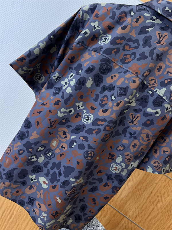 Floral Short Sleeve Shirt · 3