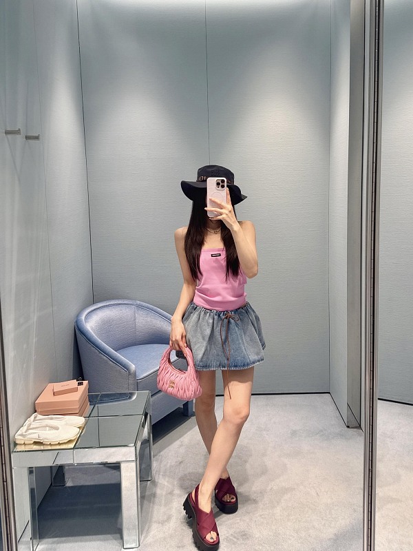 Yj Miu Miu 12