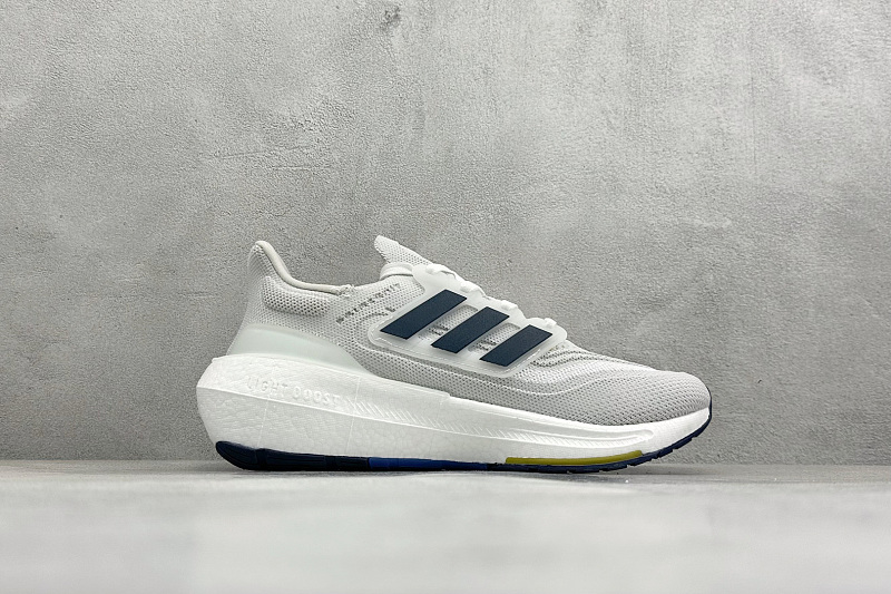 zhenhui-Adidas Ultraboost Light W 8