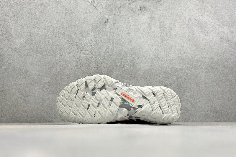 zhenhui-MAMMUT Hueco-3020-06460-0257-1075 · 6