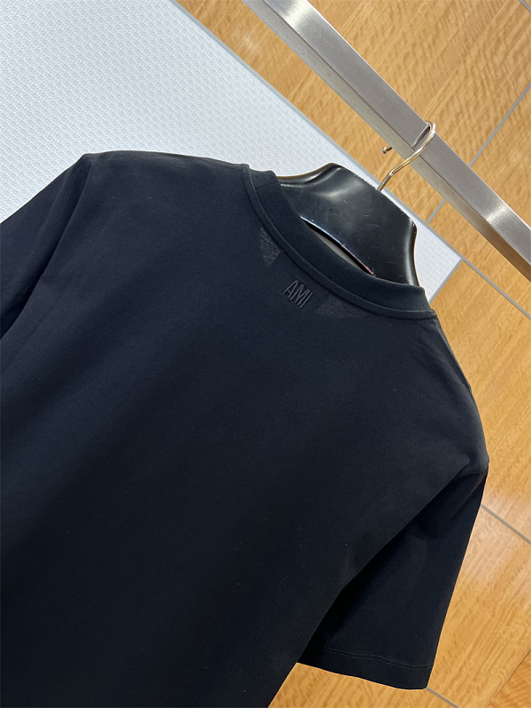 Red Heart A Embroidered T-Shirt · 4