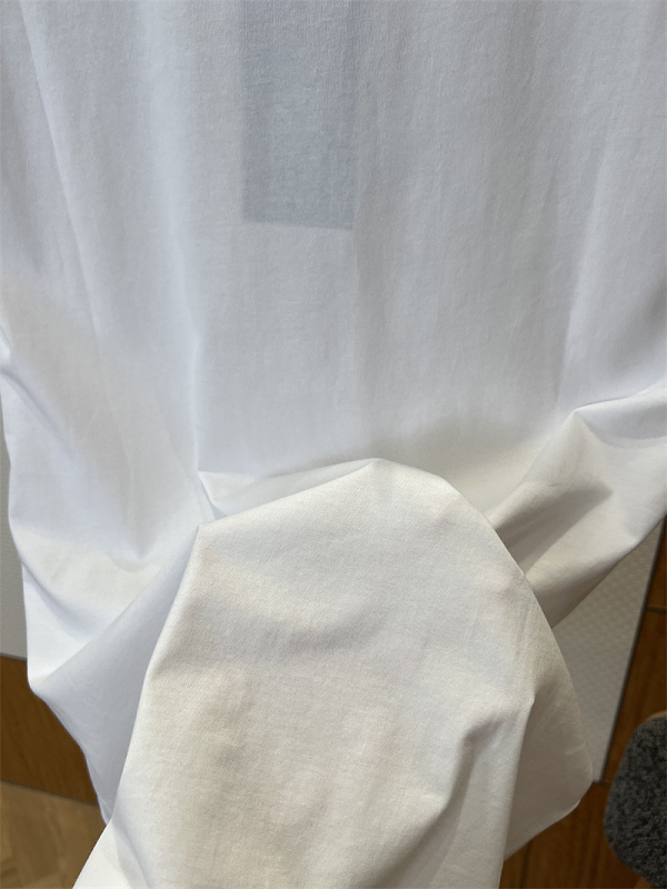 Knight Badge Print T-Shirt · 3