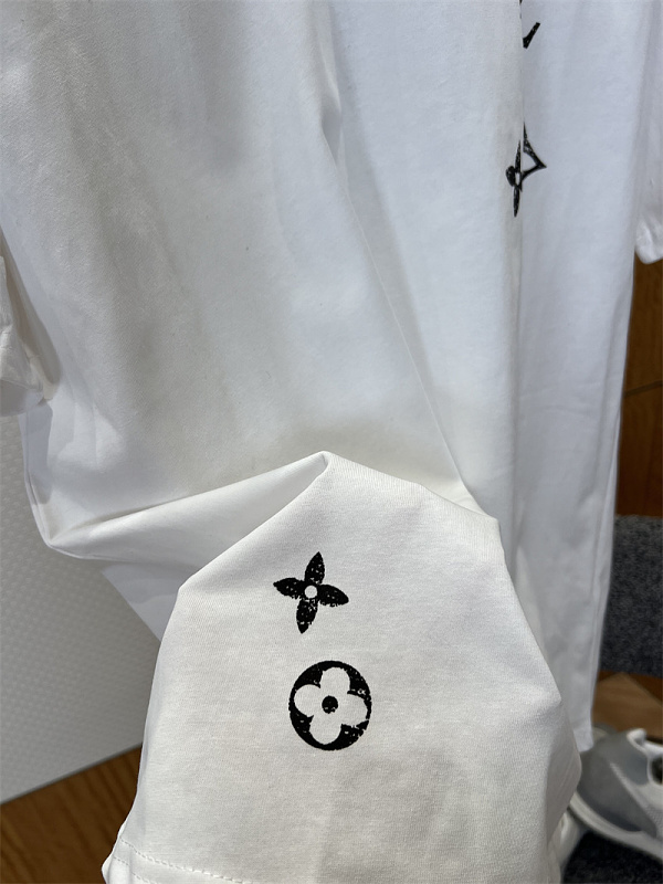 Crew Neck Short Sleeve T-Shirt · 6