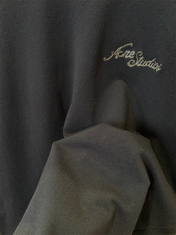 Embroidered Knit Short Sleeve · 6