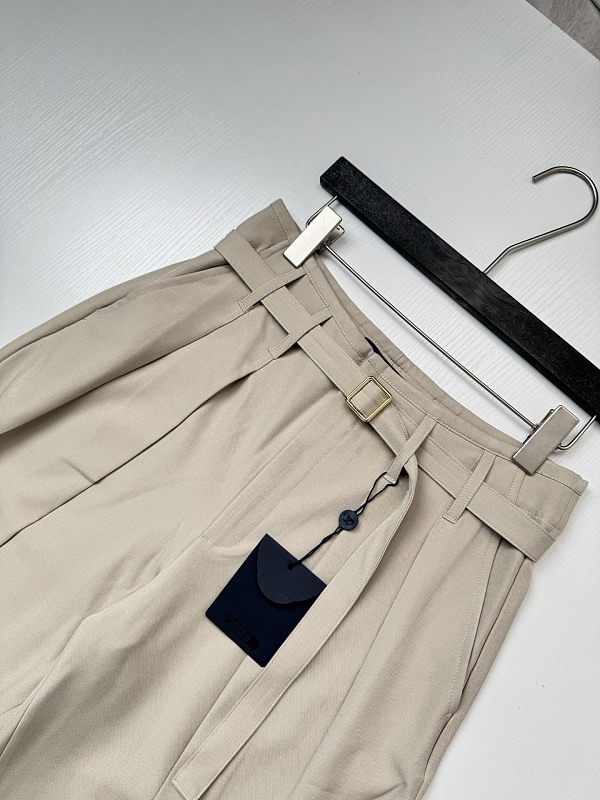 Metal Buckle Belt Wide Leg Trousers 10