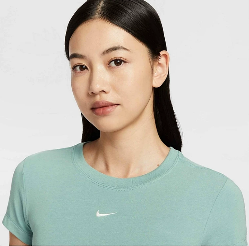 Women's Short Sleeve T-Shirt 2