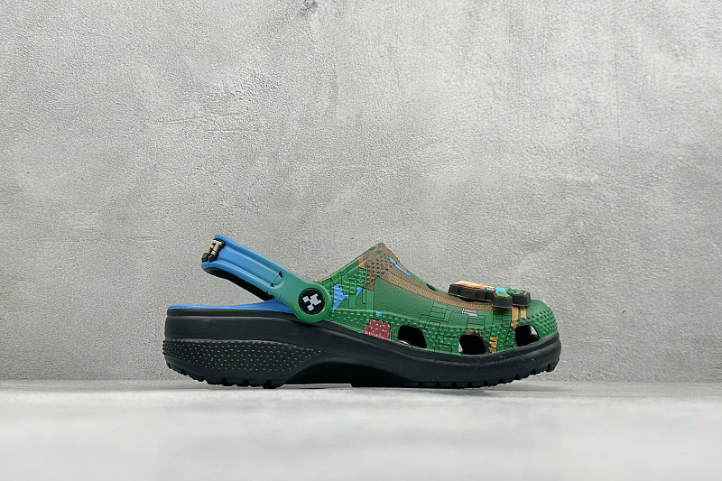 Zhenhui- Crocs 8
