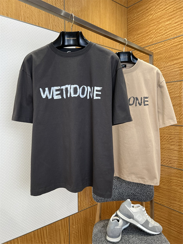 Graffiti Letter Print T-Shirt · 5