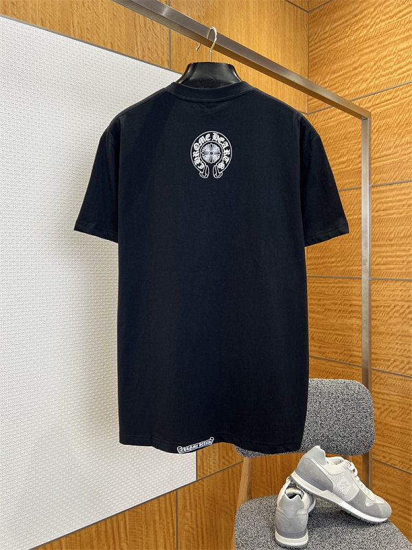 Horseshoe Print Short Sleeve Tee 3