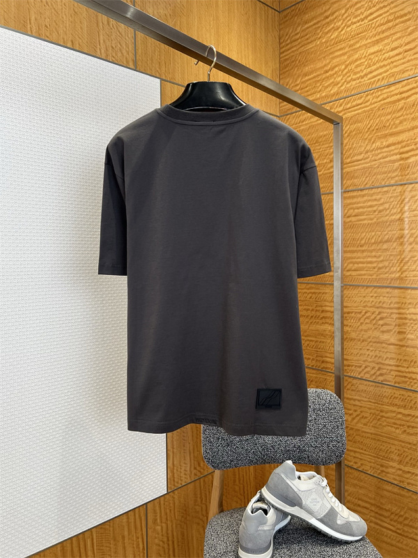 Graffiti Letter Print T-Shirt