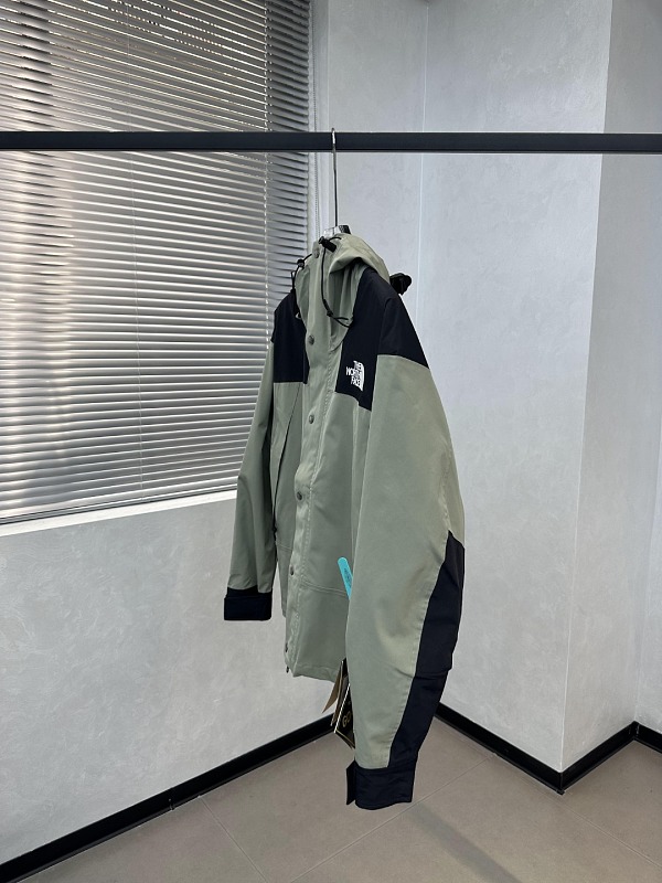 it-TNF 1990 Jacket 3