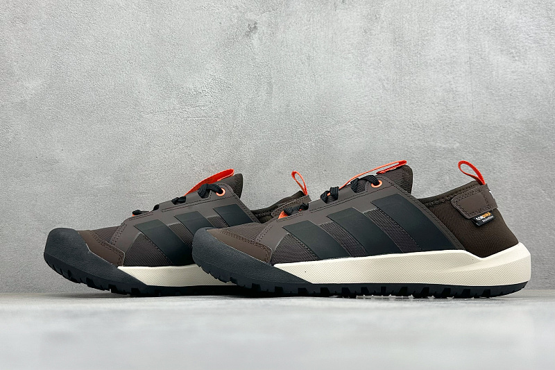 zhenhui-Adidas Terrex Daroga 25 2