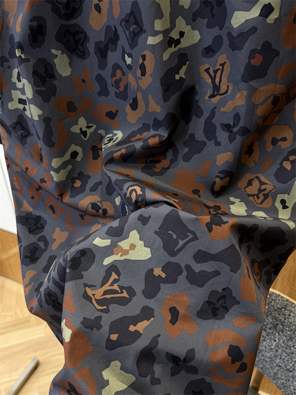 Floral Short Sleeve Shirt · 2