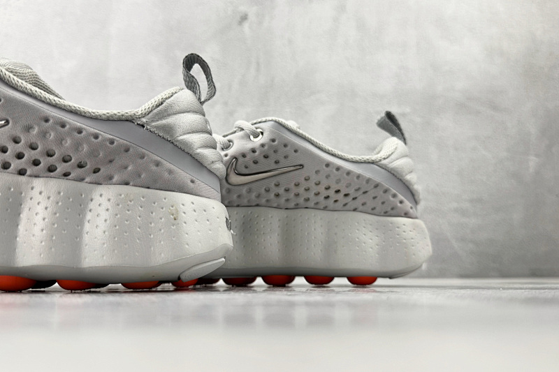 Zhenhui- Nike Mind 002 - 003 2