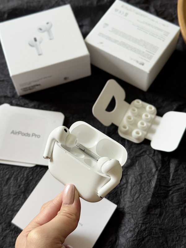 Kele- AirPods Pro 3 · 2