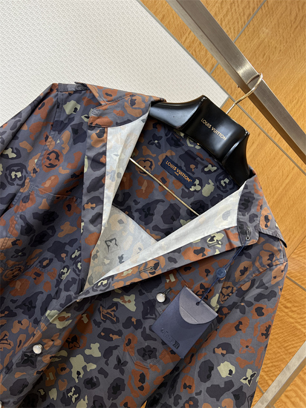 Floral Short Sleeve Shirt · 5