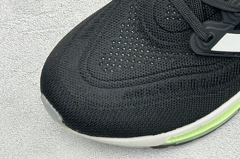 zhenhui-Adidas Ultraboost Light W 3