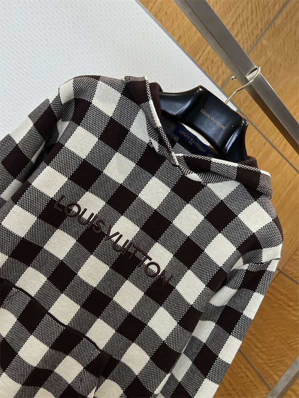 Hooded Knit Sweatshirt 8