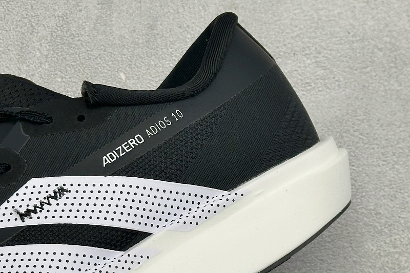 Zhenhui- Adizero Adios 10