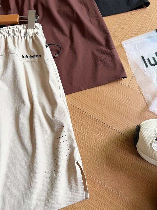 Lululemon Multifunctional Summer Joggers 4
