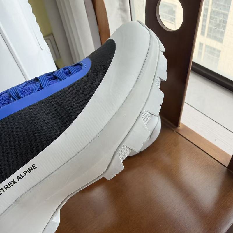 Yicheng- Vertex Alpine Gtx · 4