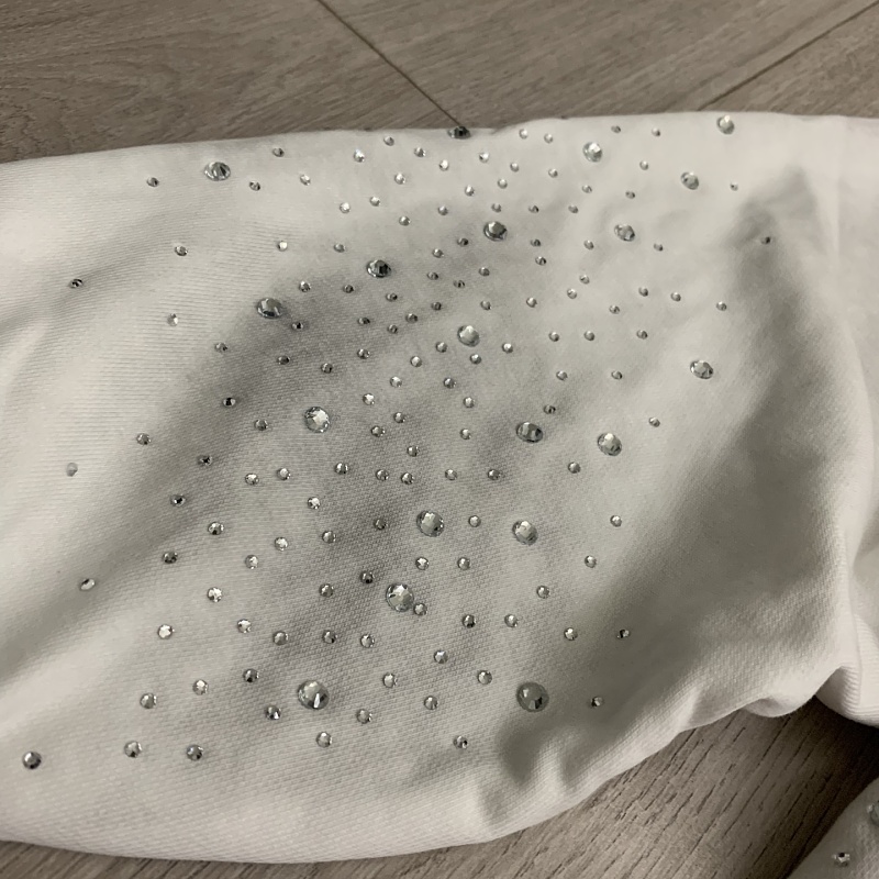 Xiuyu Vale · 4
