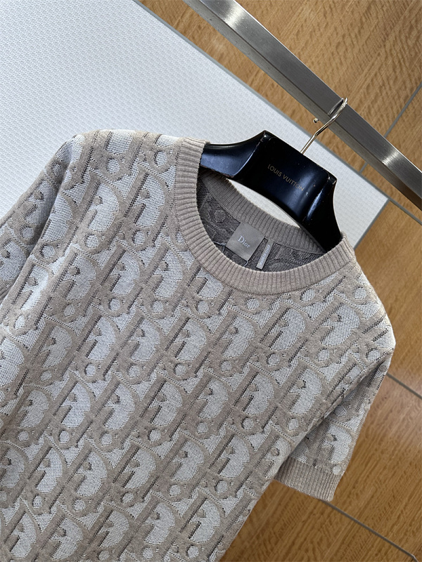 Jacquard Short Sleeve Knit 8