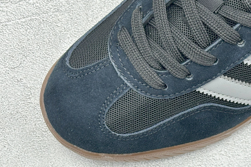 zhenhui-Adidas Originals BerMuda 3